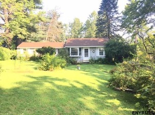 7 SEABEE LN, Guilderland, NY