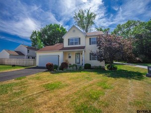 4 NOEL CT, Rensselaer, NY